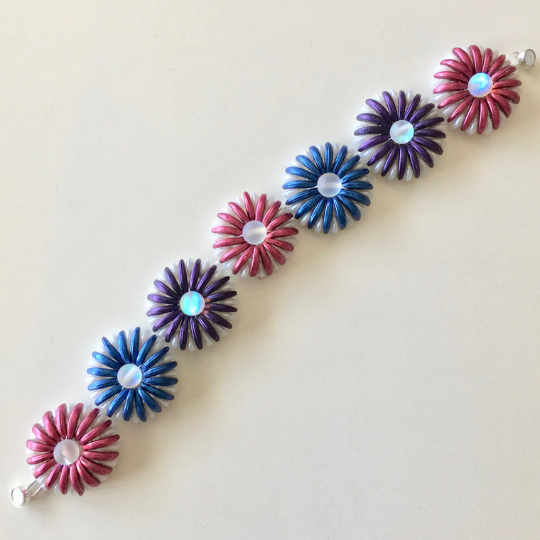 Chrysanthemum Bracelet Class