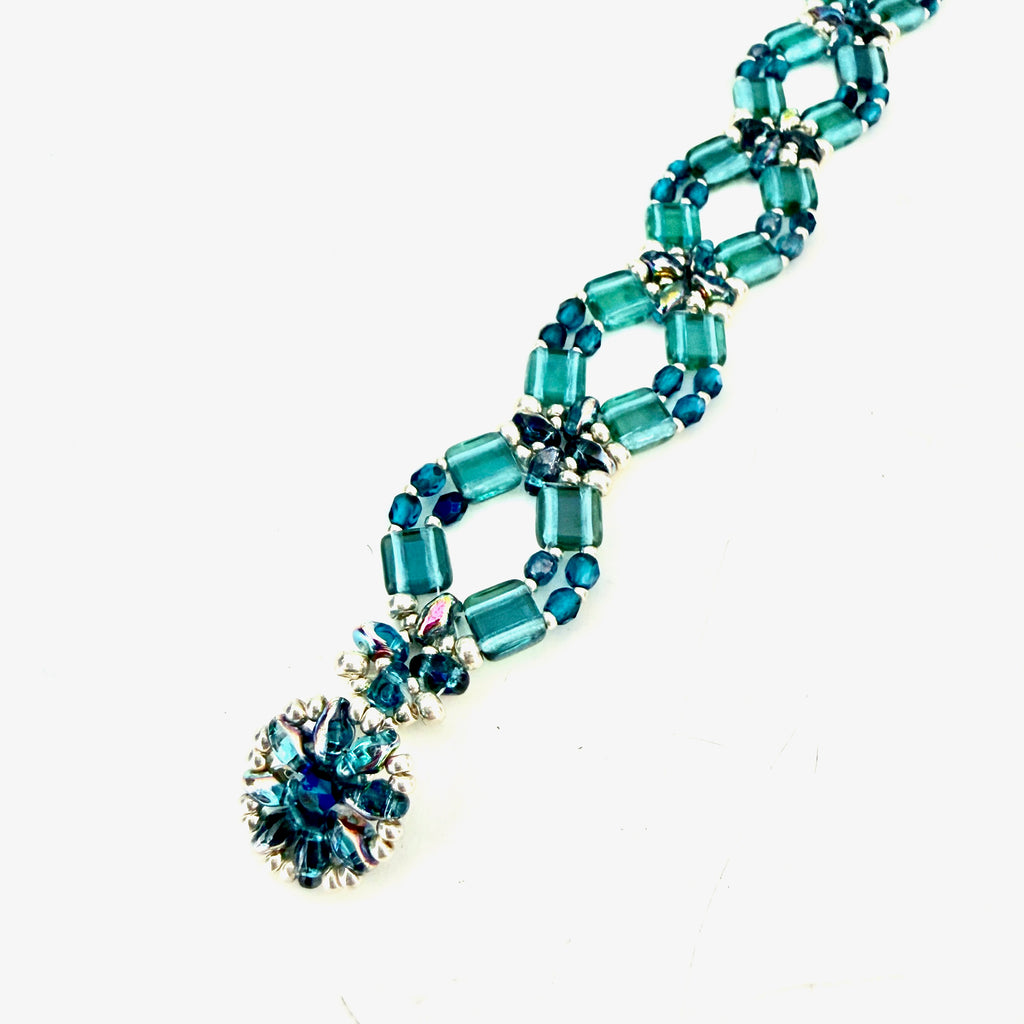 Flower Lattice Bracelet Class