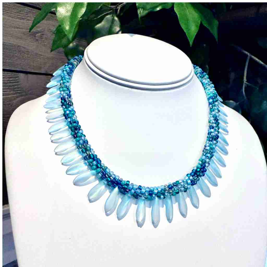 Kumihimo Necklace with Daggers Class