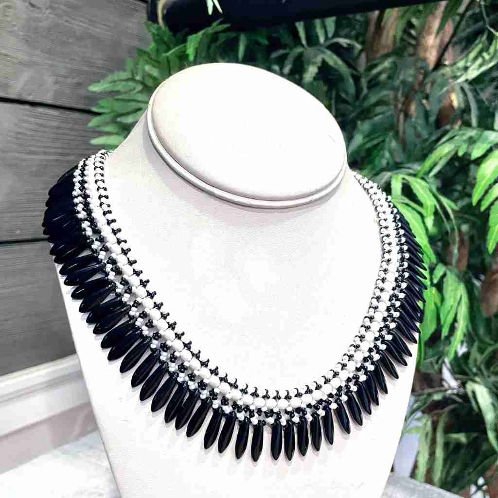 Black and White Beaded necklace with dagger beads all the way around