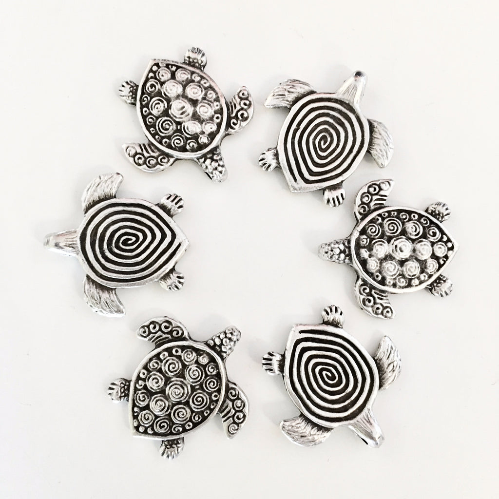 textured medium turtle charms