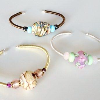 spring bracelet class Island Cove Beads & Gallery