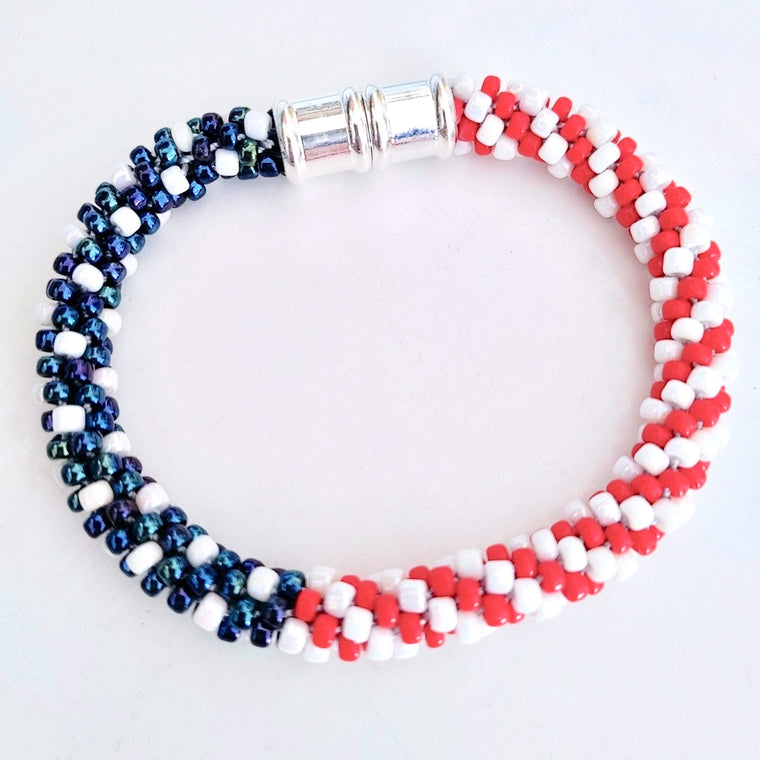 Stars & Stripes Kumi Bracelet Class