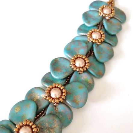 Elizabethan Petal Bracelet Class